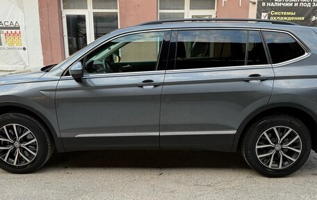 Volkswagen Tiguan II, 2020 год, 2 450 000 рублей, 8 фотография