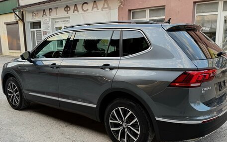 Volkswagen Tiguan II, 2020 год, 2 450 000 рублей, 4 фотография