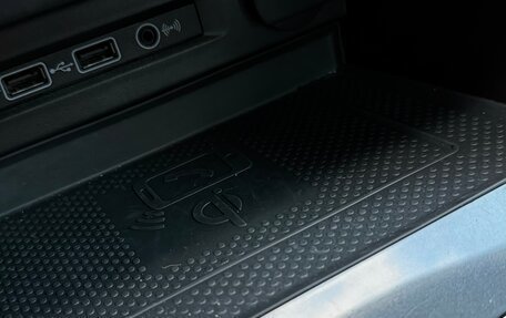 Volkswagen Tiguan II, 2020 год, 2 450 000 рублей, 23 фотография