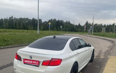 BMW 5 серия, 2011 год, 1 750 000 рублей, 4 фотография