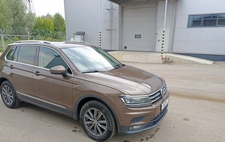 Volkswagen Tiguan II, 2018 год, 2 000 000 рублей, 8 фотография