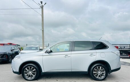 Mitsubishi Outlander III рестайлинг 3, 2014 год, 1 649 000 рублей, 3 фотография