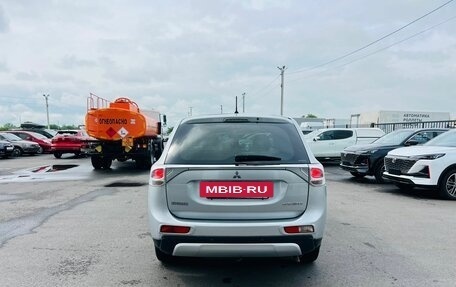 Mitsubishi Outlander III рестайлинг 3, 2014 год, 1 649 000 рублей, 5 фотография
