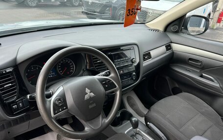 Mitsubishi Outlander III рестайлинг 3, 2014 год, 1 649 000 рублей, 11 фотография