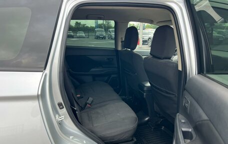Mitsubishi Outlander III рестайлинг 3, 2014 год, 1 649 000 рублей, 18 фотография