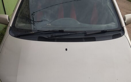 Toyota Vitz, 2002 год, 280 000 рублей, 1 фотография