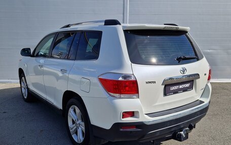 Toyota Highlander III, 2011 год, 1 870 000 рублей, 6 фотография