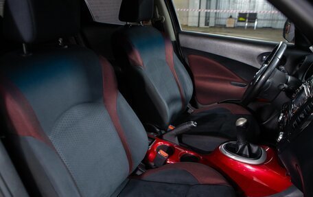 Nissan Juke II, 2012 год, 990 000 рублей, 13 фотография