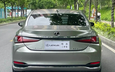 Lexus ES VII, 2021 год, 2 700 000 рублей, 5 фотография