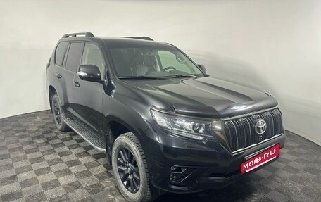 Toyota Land Cruiser Prado 150 рестайлинг 2, 2021 год, 6 200 000 рублей, 2 фотография