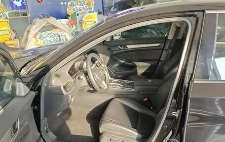 Honda Accord IX рестайлинг, 2022 год, 2 200 000 рублей, 6 фотография