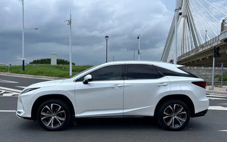 Lexus RX IV рестайлинг, 2021 год, 4 350 000 рублей, 7 фотография