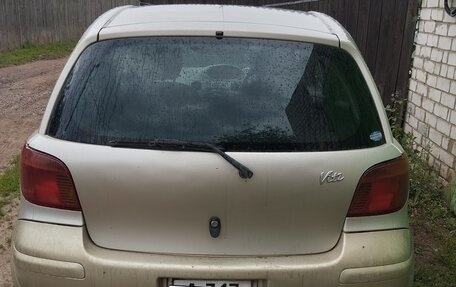 Toyota Vitz, 2002 год, 280 000 рублей, 3 фотография