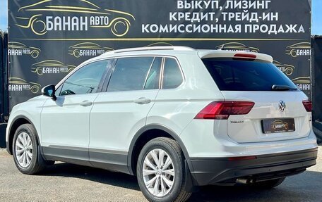 Volkswagen Tiguan II, 2017 год, 1 999 000 рублей, 6 фотография