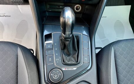 Volkswagen Tiguan II, 2017 год, 1 999 000 рублей, 23 фотография
