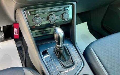 Volkswagen Tiguan II, 2017 год, 1 999 000 рублей, 22 фотография