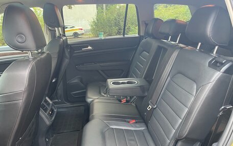 Volkswagen Teramont I, 2018 год, 3 200 000 рублей, 13 фотография