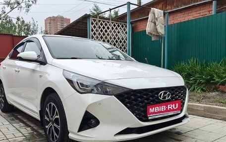 Hyundai Solaris II рестайлинг, 2021 год, 1 780 000 рублей, 1 фотография