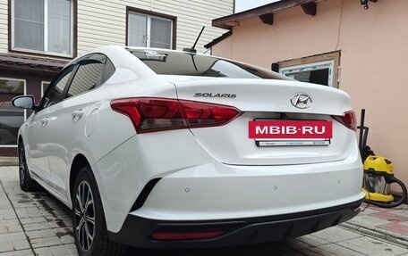 Hyundai Solaris II рестайлинг, 2021 год, 1 780 000 рублей, 3 фотография