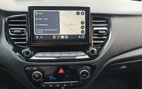 Hyundai Solaris II рестайлинг, 2021 год, 1 780 000 рублей, 10 фотография