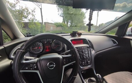 Opel Astra J, 2013 год, 1 050 000 рублей, 6 фотография