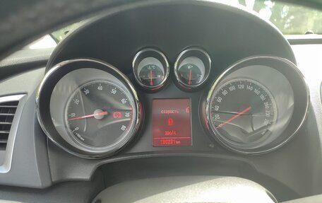 Opel Astra J, 2013 год, 1 050 000 рублей, 5 фотография