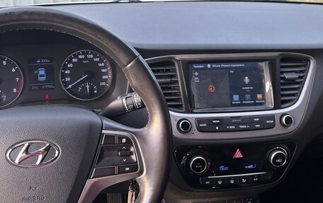 Hyundai Solaris II рестайлинг, 2017 год, 1 250 000 рублей, 6 фотография