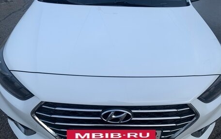 Hyundai Solaris II рестайлинг, 2017 год, 1 250 000 рублей, 2 фотография