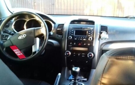 KIA Sorento II рестайлинг, 2010 год, 680 000 рублей, 4 фотография