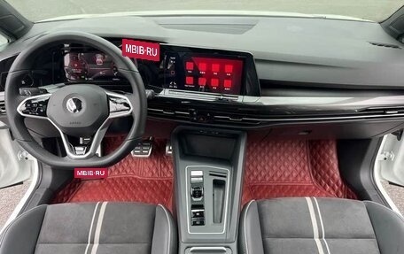 Volkswagen Golf VIII, 2021 год, 1 500 008 рублей, 7 фотография