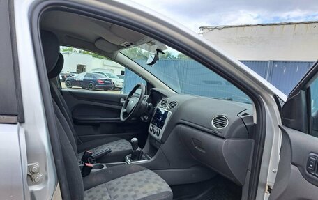 Ford Focus II рестайлинг, 2005 год, 279 000 рублей, 11 фотография