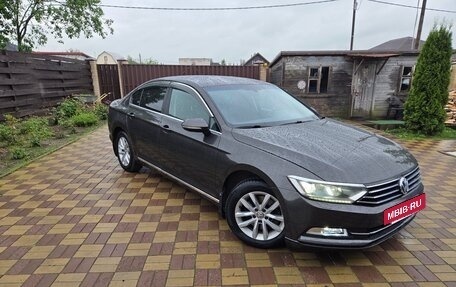 Volkswagen Passat B8 рестайлинг, 2015 год, 1 400 000 рублей, 8 фотография