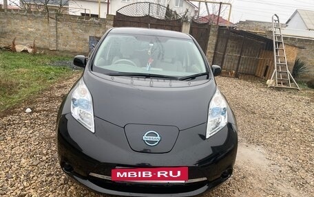 Nissan Leaf I, 2012 год, 680 000 рублей, 2 фотография