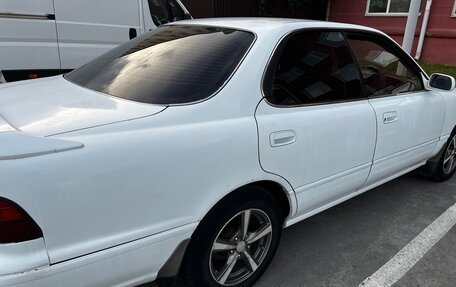 Toyota Vista, 1992 год, 210 000 рублей, 2 фотография
