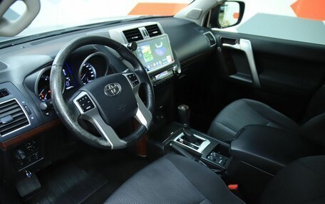 Toyota Land Cruiser Prado 150 рестайлинг 2, 2013 год, 3 390 000 рублей, 10 фотография