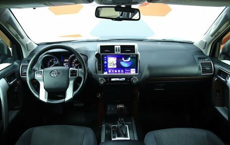 Toyota Land Cruiser Prado 150 рестайлинг 2, 2013 год, 3 390 000 рублей, 15 фотография