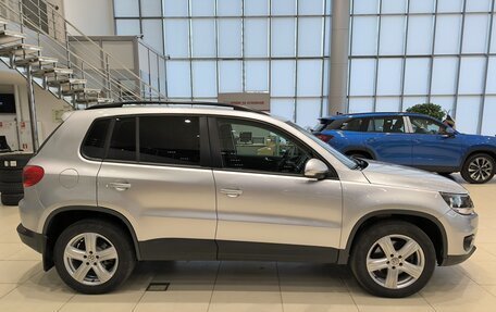 Volkswagen Tiguan I, 2015 год, 2 090 000 рублей, 4 фотография