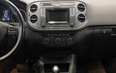 Volkswagen Tiguan I, 2015 год, 2 090 000 рублей, 15 фотография