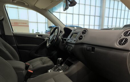 Volkswagen Tiguan I, 2015 год, 2 090 000 рублей, 11 фотография