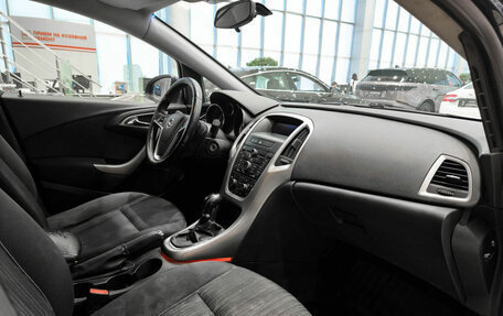 Opel Astra J, 2013 год, 699 000 рублей, 11 фотография