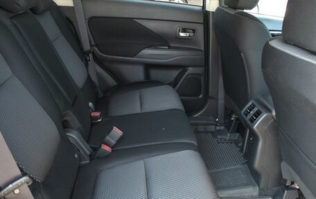 Mitsubishi Outlander III рестайлинг 3, 2018 год, 1 845 000 рублей, 23 фотография