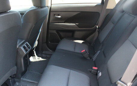 Mitsubishi Outlander III рестайлинг 3, 2018 год, 1 845 000 рублей, 22 фотография