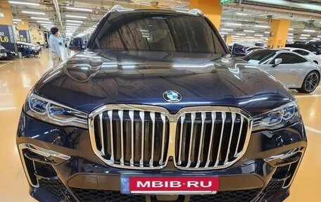 BMW X7, 2021 год, 6 748 000 рублей, 2 фотография