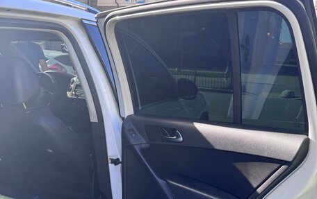 Volkswagen Tiguan I, 2010 год, 1 599 999 рублей, 14 фотография