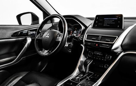 Mitsubishi Eclipse Cross, 2018 год, 1 899 000 рублей, 9 фотография