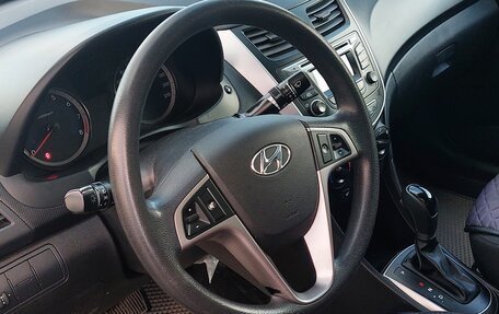 Hyundai Solaris II рестайлинг, 2014 год, 990 000 рублей, 10 фотография