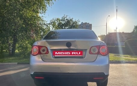Volkswagen Jetta VI, 2007 год, 620 000 рублей, 7 фотография