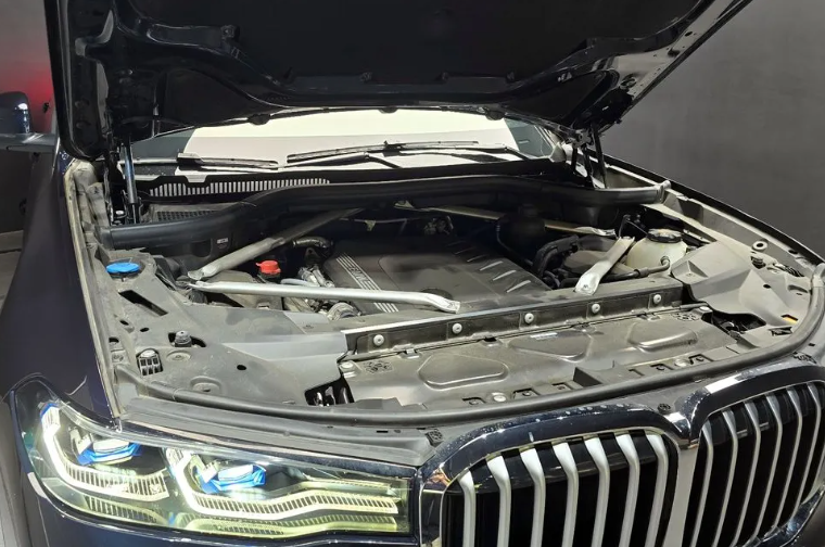 BMW X7 G07, 2021 год, 9 300 000 рублей, 4 фотография
