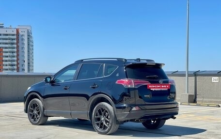 Toyota RAV4, 2019 год, 2 220 000 рублей, 5 фотография