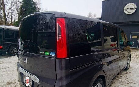 Honda Stepwgn IV, 2019 год, 2 150 000 рублей, 4 фотография